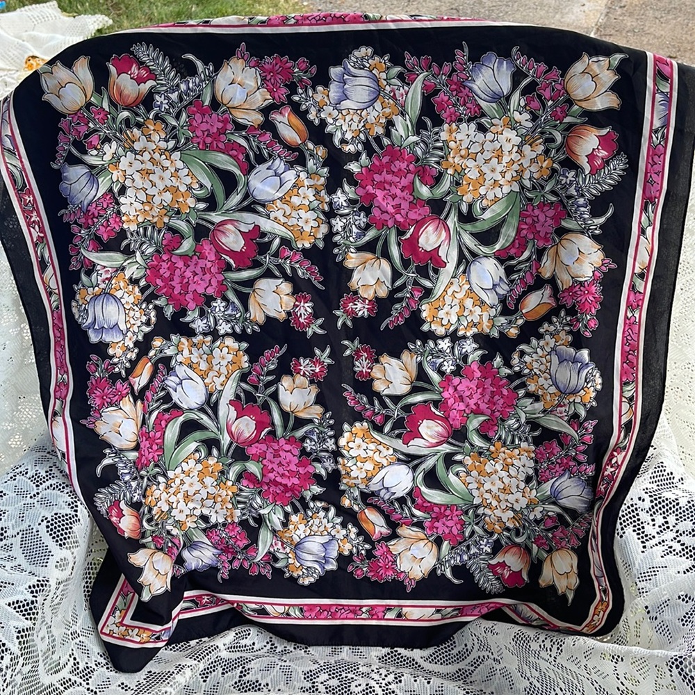 Beautiful Elegant Handkerchief for Woman.